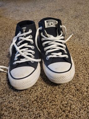 Converse Mid Top Sneakers Only Worn Twice